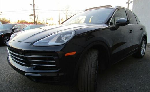 2021 Porsche Cayenne Base