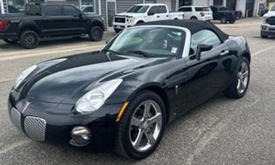 2009 Pontiac Solstice Base