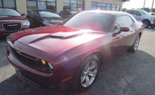 2021 Dodge Challenger SXT