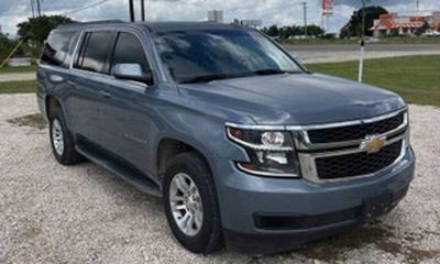 2016 Chevrolet Suburban LS