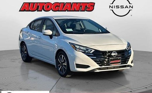 2025 Nissan Versa SV