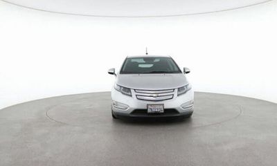 2015 Chevrolet Volt Standard