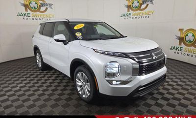 2026 Mitsubishi Outlander ES