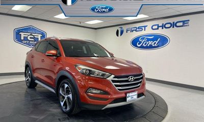 2017 Hyundai Tucson SE Popular Equipment