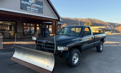 1999 Dodge Ram Laramie