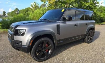 2023 Land Rover Defender 110 X