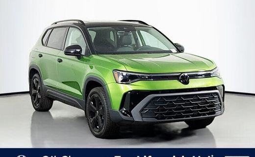 2026 Volkswagen Taos 4MOTION SE Black