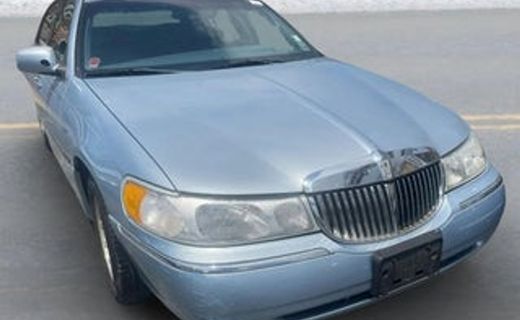 1998 Lincoln Town CAR Signature