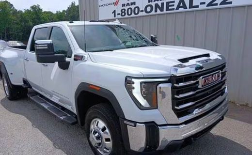 2026 GMC Sierra HD SLT