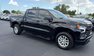 2024 Chevrolet Silverado RST