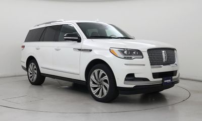 2022 Lincoln Navigator Standard