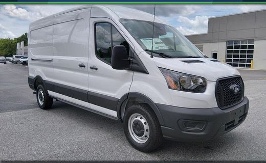 2026 Ford Transit Medium Roof