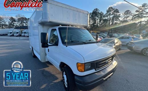 2007 Ford E-450