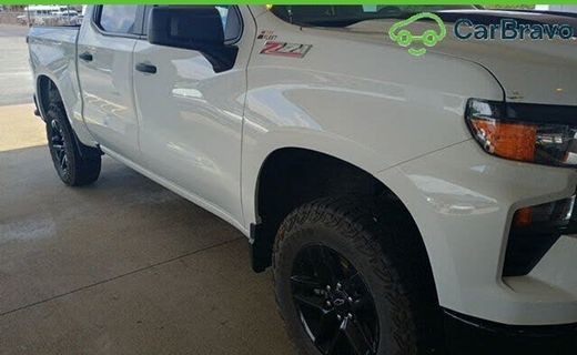 2025 Chevrolet Silverado Trail Boss Custom