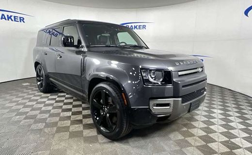 2023 Land Rover Defender 130 SE