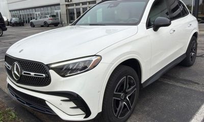 2024 Mercedes-Benz GLC-Class