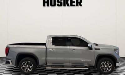 2024 GMC Sierra SLT