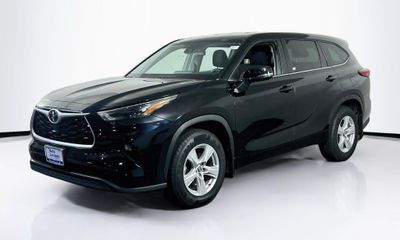 2023 Toyota Highlander LE L Limited