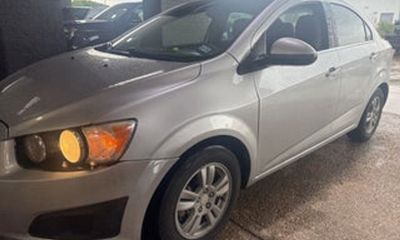 2017 Chevrolet Sonic LS