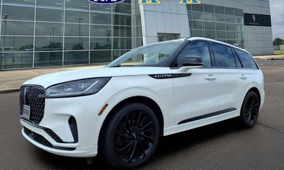 2025 Lincoln Aviator Reserve