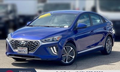 2021 Hyundai Ioniq SE