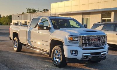 2019 GMC Sierra HD Denali