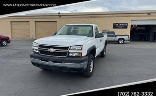 2005 Chevrolet Silverado LS