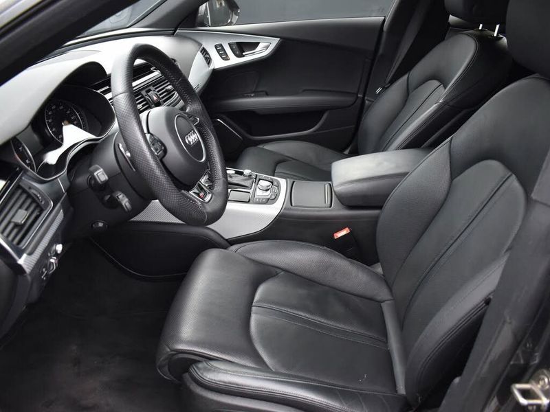 2015 Audi RS 7 — a typically priced live listing