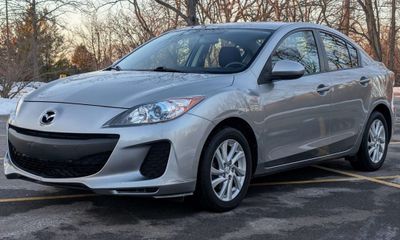2012 Mazda MAZDA3 Touring GS