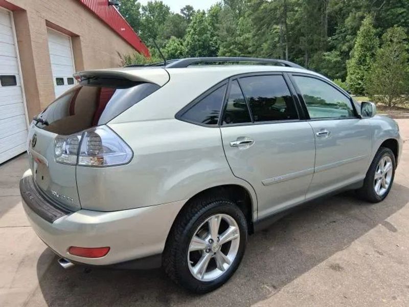 2008 Lexus RX — a typically priced live listing