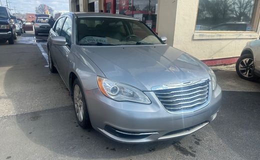2013 Chrysler 200 LX