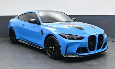 2025 BMW M4 CS