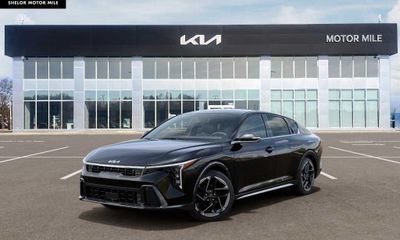 2026 Kia K4 GT Line