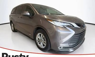 2021 Toyota Sienna Limited