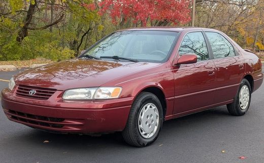 1999 Toyota Camry LE
