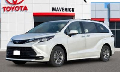 2026 Toyota Sienna LE