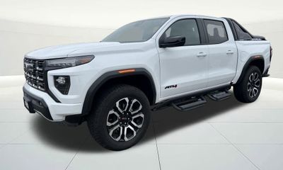 2025 GMC Canyon AT4