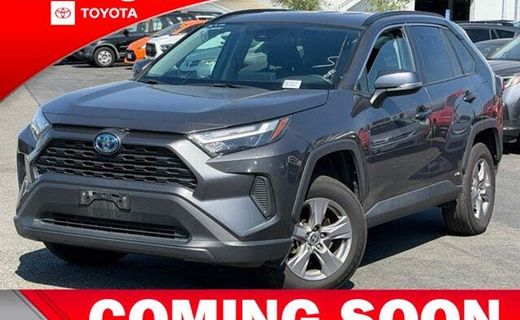 2024 Toyota RAV4 LE