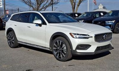 2024 Volvo V60 Polestar Engineered
