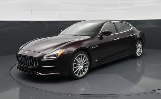 2018 Maserati Quattroporte Luxury
