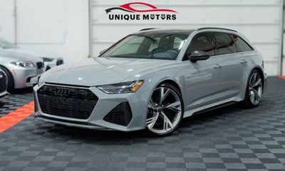 2022 Audi RS 6 Avant Quattro
