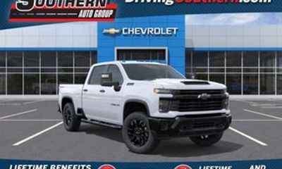 2026 Chevrolet Silverado HD Custom