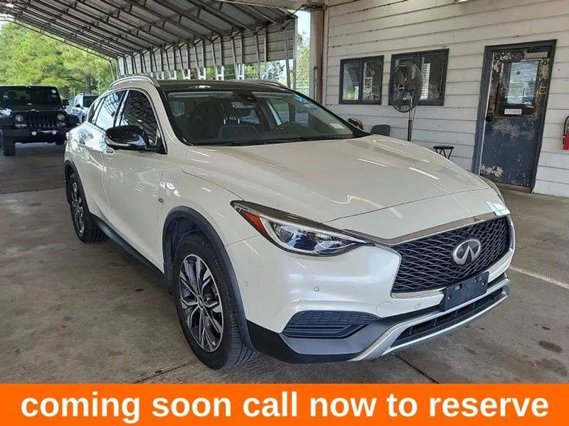 2019 Infiniti QX30 — a typically priced live listing