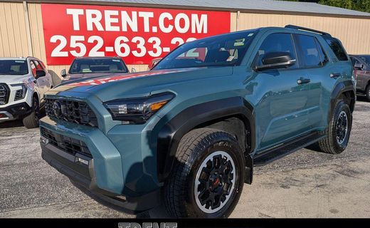 2025 Toyota 4RUNNER SR5