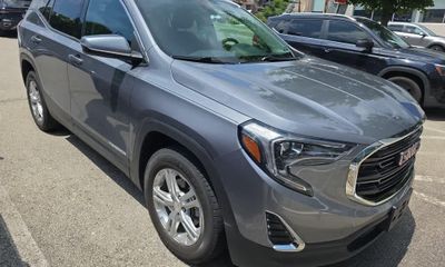 2020 GMC Terrain SLE