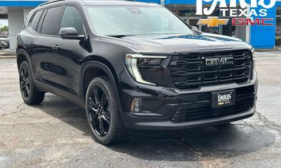 2026 GMC Acadia Elevation