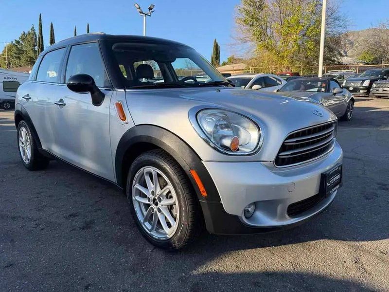 2015 Mini Countryman — a typically priced live listing