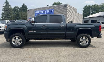 2017 GMC Sierra SLT