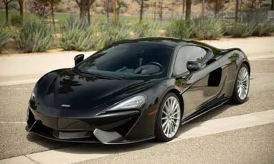 2017 McLaren 570GT