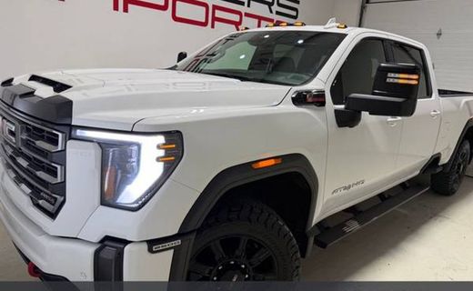 2024 GMC Sierra HD AT4